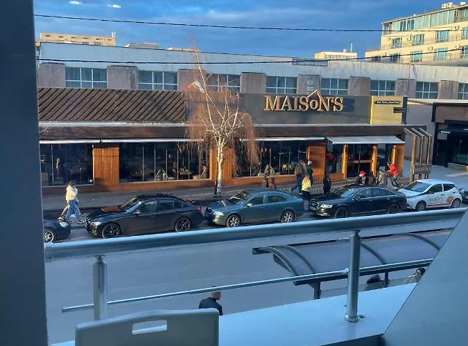 Colonel Royal * Sofia